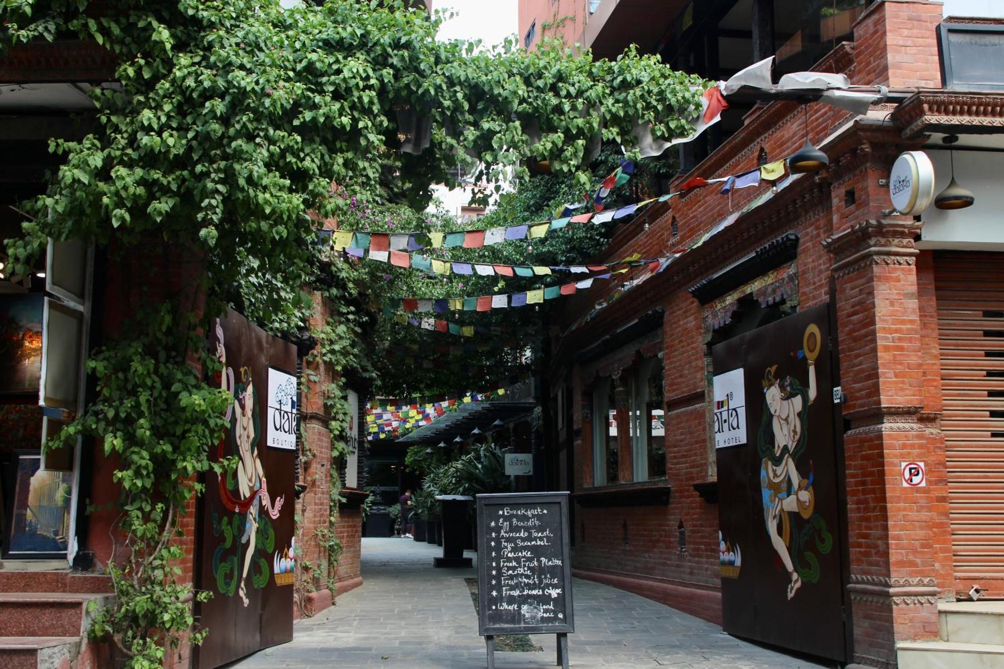 Dalai-La Boutique Hotel Kathmandu Exterior photo