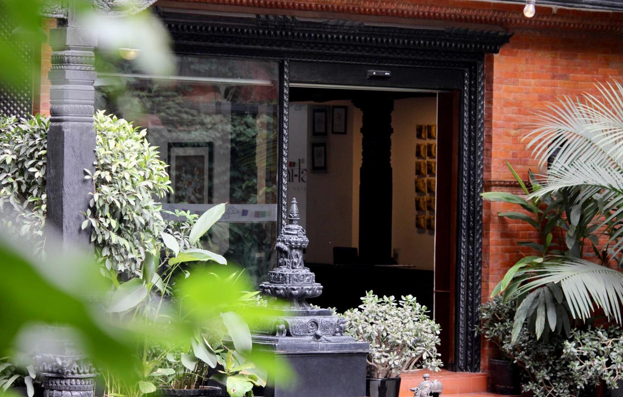 Dalai-La Boutique Hotel Kathmandu Exterior photo